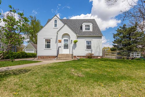 568 Agnes St, Owatonna, MN, 55060-3030 | Card Image
