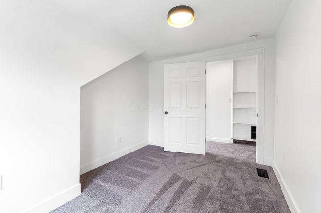 206 W Columbus St, House other with 4 bedrooms, 2 bathrooms and null parking in Lithopolis OH | Image 36