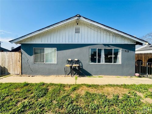 713 Iris St, Bakersfield, CA, 93308-9372 | Card Image