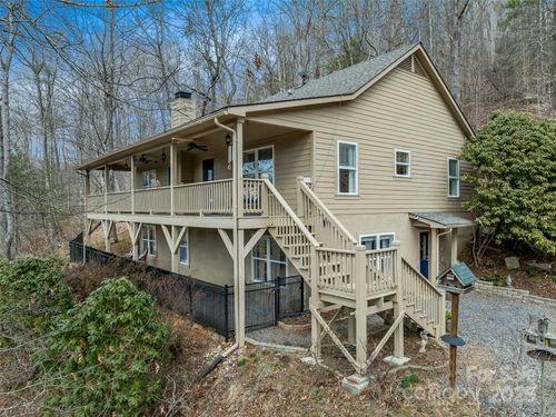 607 Blueberry Dr, Burnsville, NC, 28714-8391 | Card Image