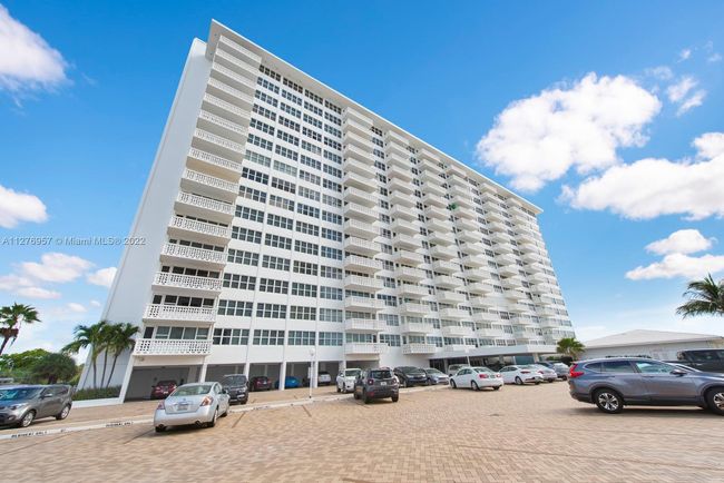 APT-302 - 4010 Galt Ocean Dr, Condo with 2 bedrooms, 2 bathrooms and null parking in Fort Lauderdale FL | Image 20