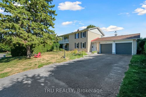 12 Apache Cres, Nepean, ON, K2E6H7 | Card Image