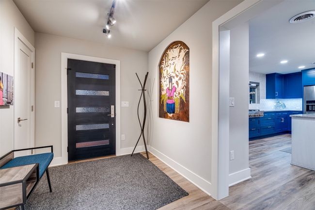 11 Sunset Trl, House other with 3 bedrooms, 3 bathrooms and 12 parking in Sunset Valley TX | Image 11