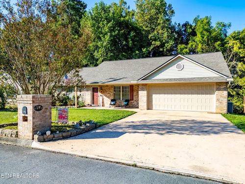 7921 Cody Ln, Knoxville, TN, 37938-3172 | Card Image