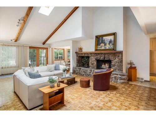 4936 Clubhouse Cir, Boulder, CO, 80301-3715 | Card Image