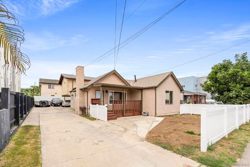 153 Dahlia Ave, Imperial Beach, CA, 91932-1808 | Card Image