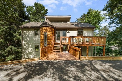 100 Grassy Gap Loop Rd, Beech Mountain, NC, 28604-8076 | Card Image