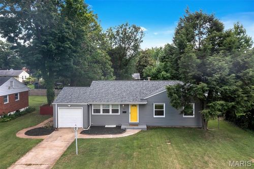 962 Buckeye Dr, Ferguson, MO, 63135-1517 | Card Image