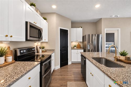 908 Gerardia Ct, Seguin, TX, 78155-3381 | Card Image