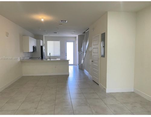 106-6455 Nw 103rd Pl, Doral, FL, 33178-4714 | Card Image