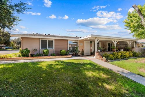 a-19229 Avenue Of The Oaks, Newhall, CA, 91321 | Card Image
