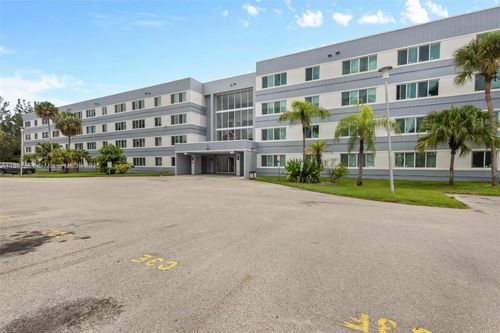 c1j-14840 Naranja Lakes Blvd, Homestead, FL, 33032-8335 | Card Image