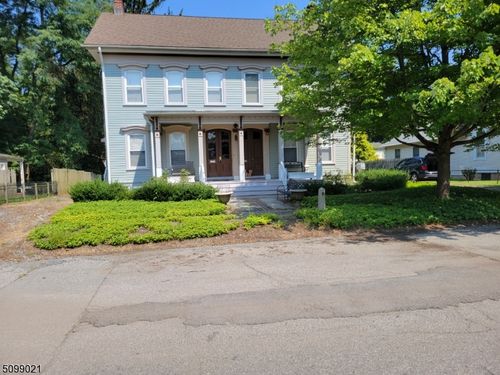 b-131 4th St, Belvidere, NJ, 07823-1401 | Card Image