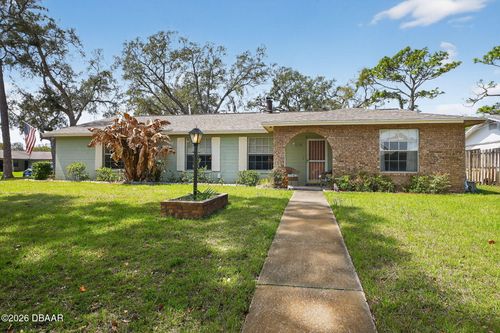 68 Brookwood Dr, Ormond Beach, FL, 32174-5929 | Card Image
