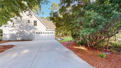 30 Wade Hampton Drive, House other with 5 bedrooms, 4 bathrooms and null parking in Beaufort SC | Image 2