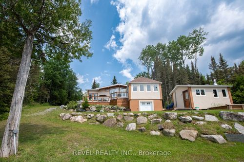 17 East Bay Road, Timmins, ON, P4N7C7 | Card Image