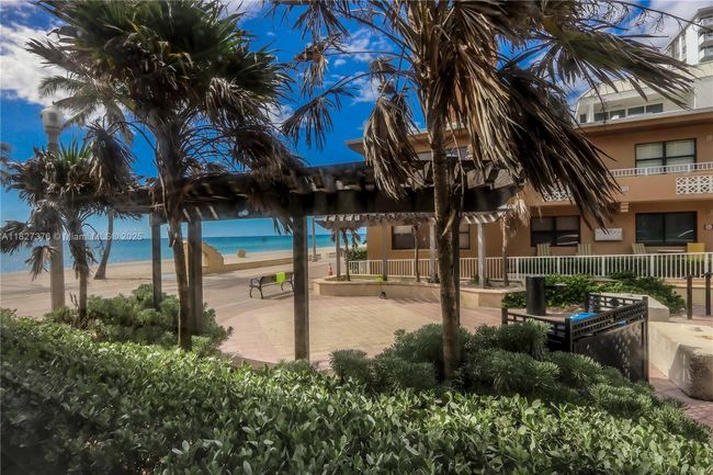APT-3A - 3300 N Surf Rd, Condo with 1 bedrooms, 1 bathrooms and null parking in Hollywood FL | Image 48