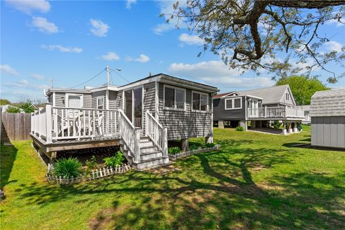 64 Burnside Ave, Narragansett, RI, 02882-5048 | Card Image