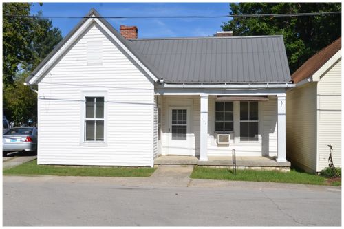 712 Dabney St, Frankfort, KY, 40601-1040 | Card Image