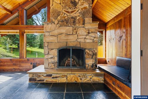 940 Oak Ter, Sweet Home, OR, 97386-2534 | Card Image