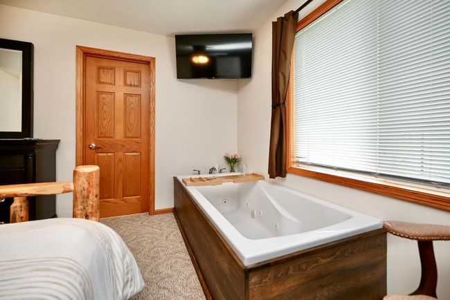 15 Jetted Tub.jpg | Image 15