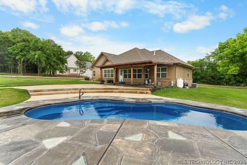 11703 Hidden Oak Cir, Kingston, OK, 73439-5128 | Card Image