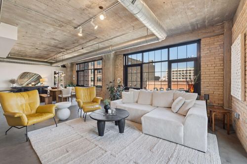 unit-306-525 3rd St N, Minneapolis, MN, 55401-1544 | Card Image