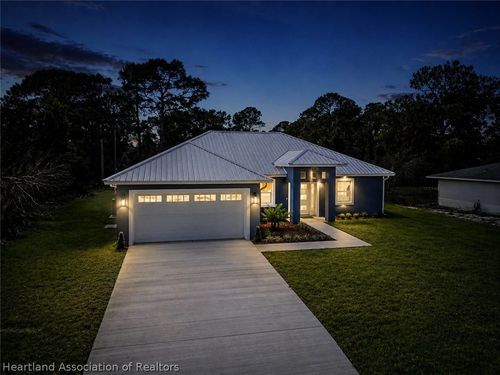 3921 Dauphine St, Sebring, FL, 33872-2820 | Card Image