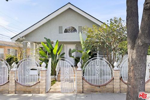 5609 Everett Ave, Maywood, CA, 90270-2003 | Card Image