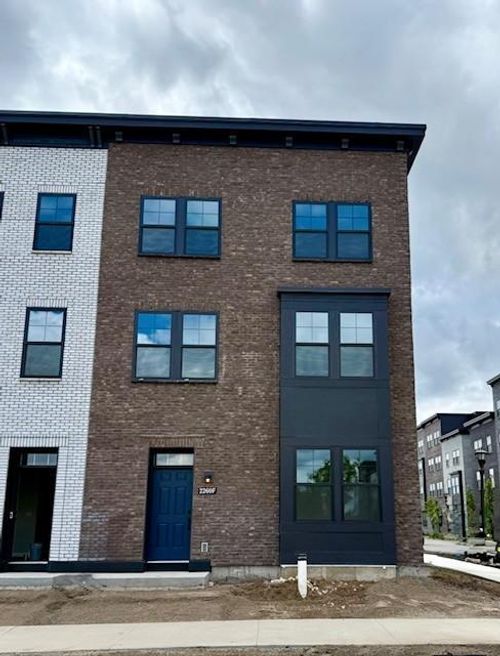 unit-f-2260 Village Way, Saint Paul, MN, 55116-3869 | Card Image