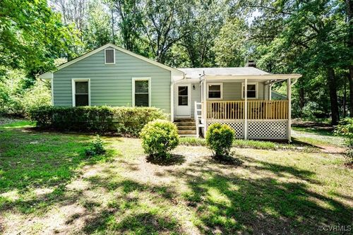 9610 W River Rd, Aylett, VA, 23009-2730 | Card Image
