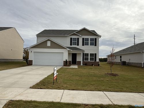 112 Vulcan St, Owens Cross Roads, AL, 35763-5520 | Card Image