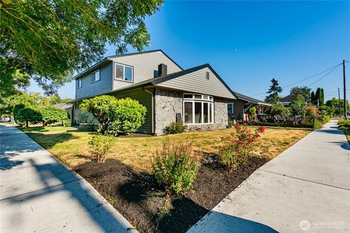 1319 Wood Ave, Sumner, WA, 98390-1927 | Card Image