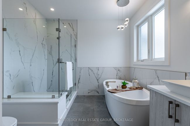6572 Calvert Dr, House other with 5 bedrooms, 3 bathrooms and 4 parking in Strathroy ON | Image 16