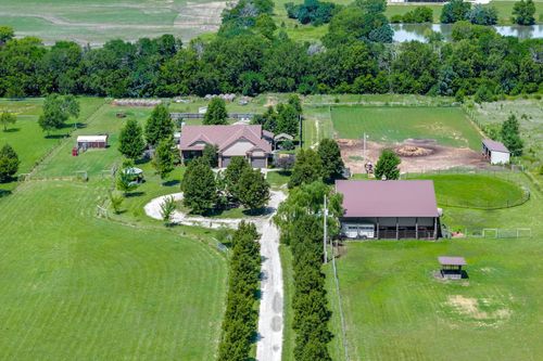 21249 Sw Meadowlark Rd, Douglass, KS, 67039-8290 | Card Image