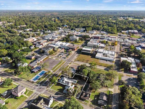 216 N Adams St, Quincy, FL, 32351-2417 | Card Image