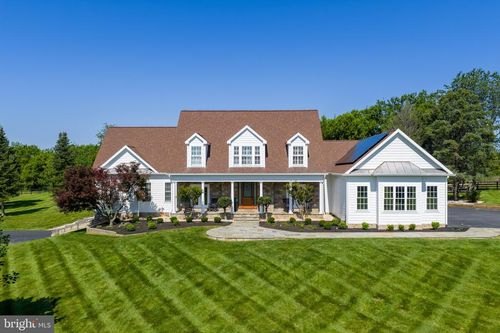 15901 Hampton Rd, Hamilton, VA, 20158-3332 | Card Image