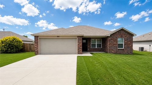 205 Pecan St, Lincoln, AR, 72744-8669 | Card Image