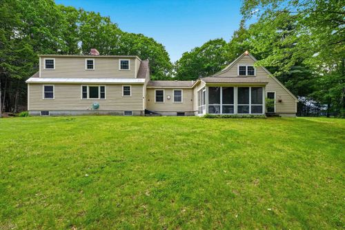 17 Woodhill Rd, Bow, NH, 03304-4915 | Card Image