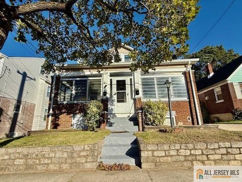 74 Andrew St, Hamilton, NJ, 08610-6502 | Card Image