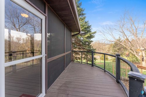 1305 S Barbara Cir Circle, Sioux Falls, SD, 57110 | Card Image