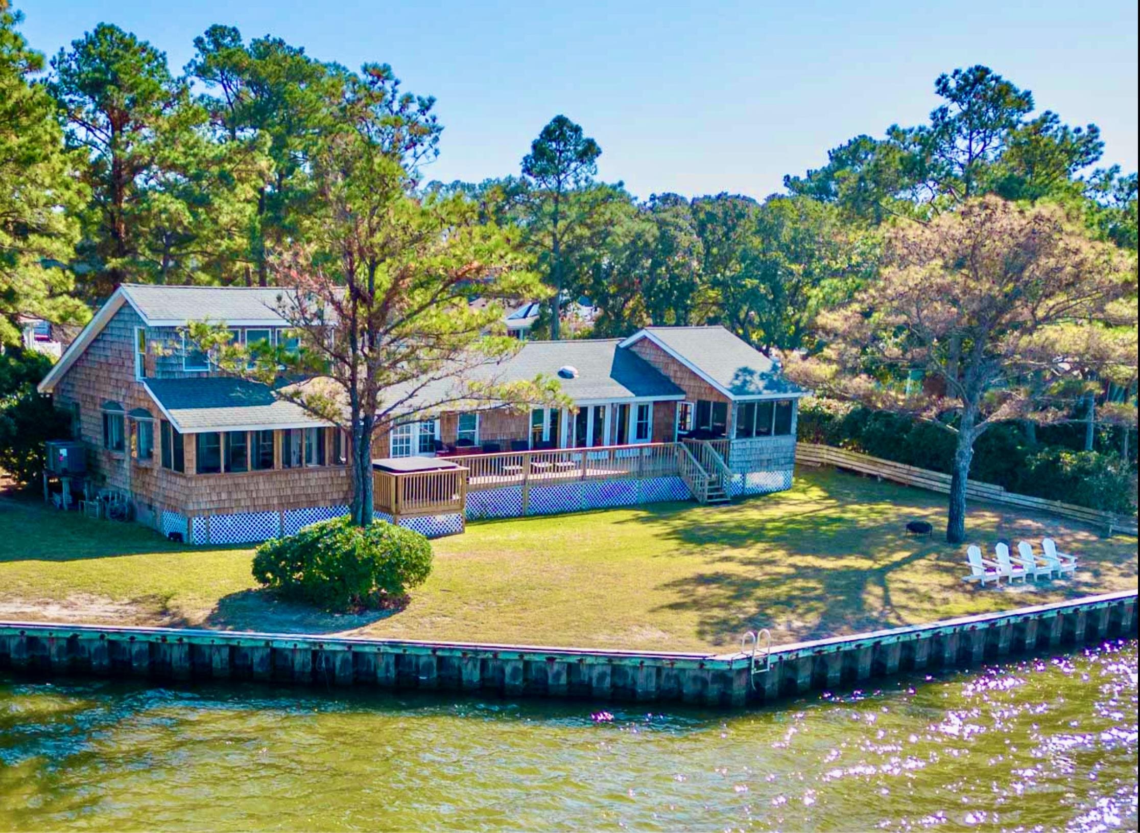 Bartow Dr, Manteo, NC 27954