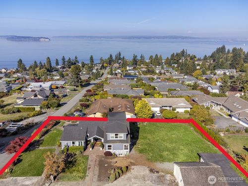 5037 33rd Ave W, Everett, WA, 98203-1337 | Card Image