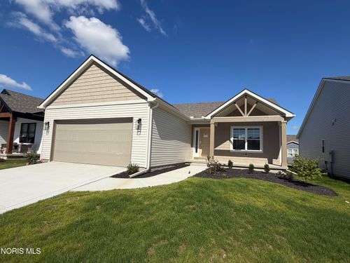 5037 Easton Dr, Oregon, OH, 43616-3024 | Card Image