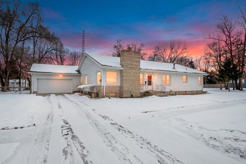 412 6th Ave, Three Rivers, MI, 49093-1119 | Card Image