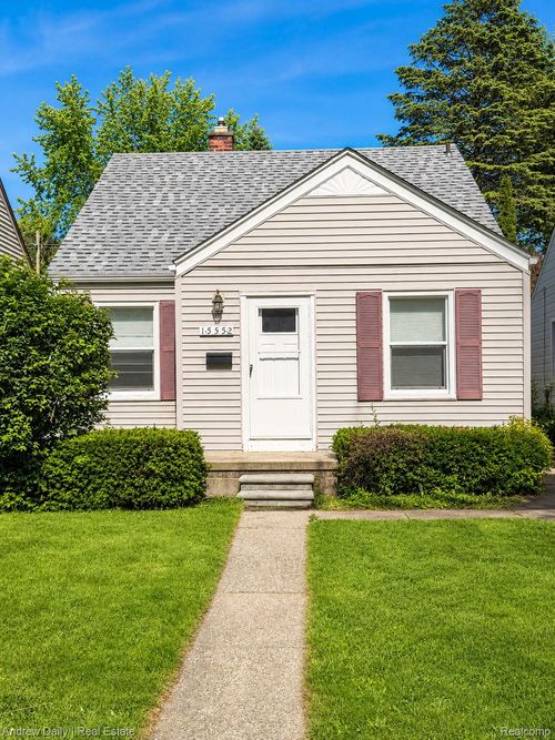 15552 Woodworth Street, Redford Charter Township, MI, 48239 | Card Image