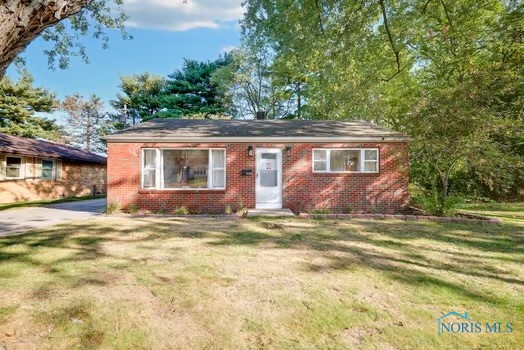 Corydon Dr, Toledo, OH 43613