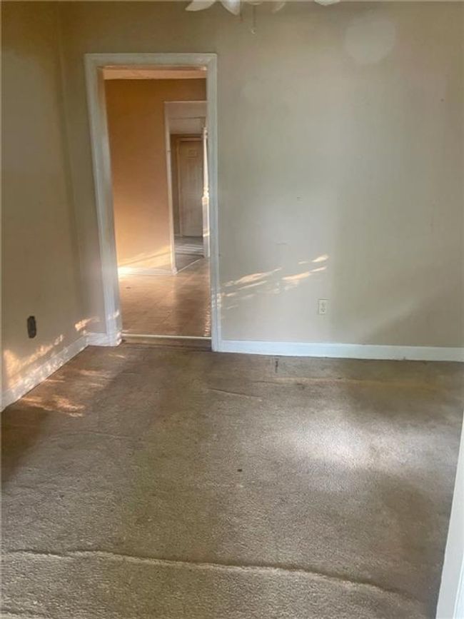 1324 E 1 St Ave, House other with 2 bedrooms, 1 bathrooms and 2 parking in ALBANY GA | Image 6
