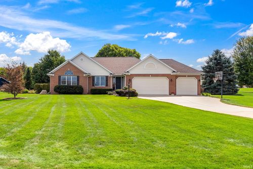 60832 Clover Ridge Ct, Elkhart, IN, 46517-8730 | Card Image