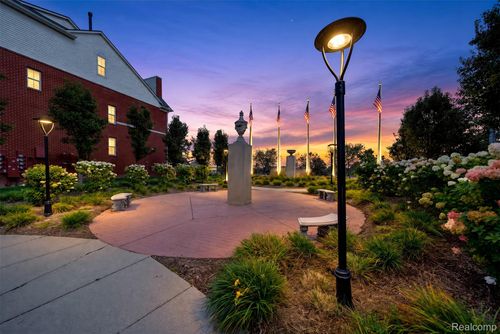 128-1450 Devon Ln, Troy, MI, 48084-7046 | Card Image